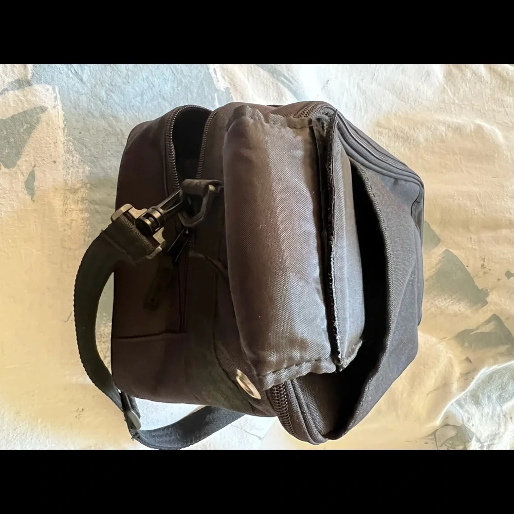 Mintek Electronics / Camera Case